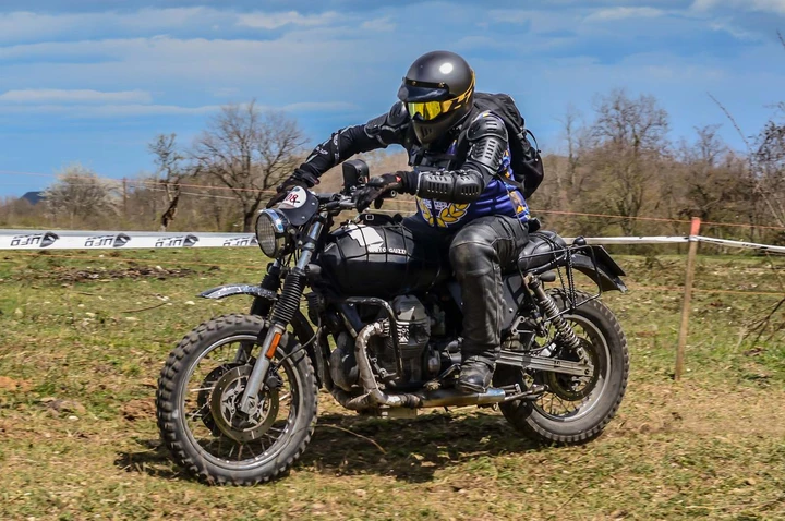 ingrandisci immagine