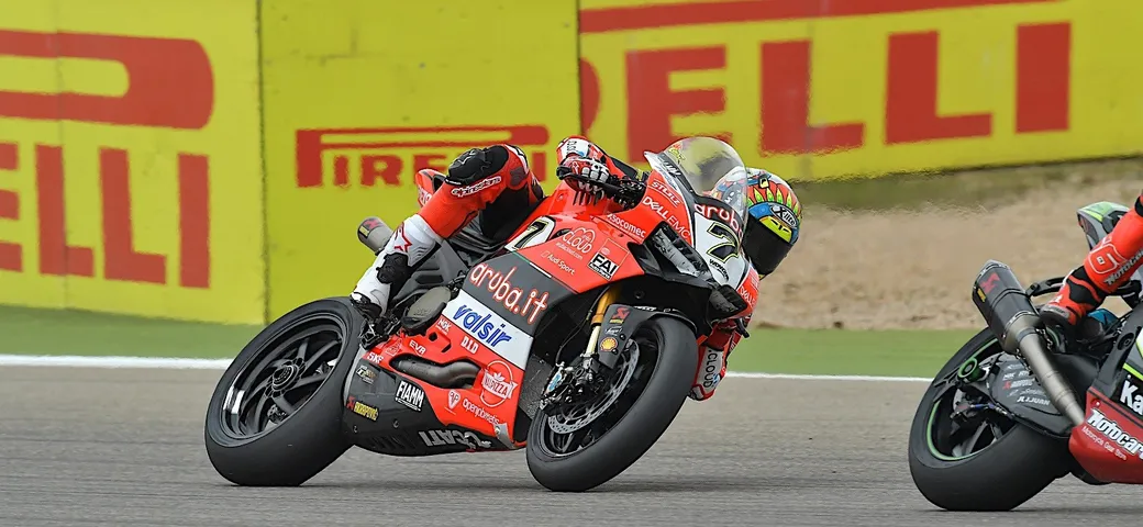 SBK Aragon: Davies accende Gara 2, ma Rea resta leader