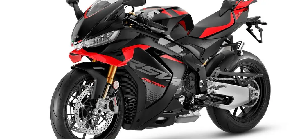 Aprilia RSV4 e RSV4 Factory 2025: l'eccellenza su due ruote raggiunge un nuovo livello
