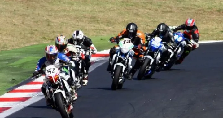 Suzuki Gladius Cup 2010: vittoria e titolo per Lorenzo Segoni