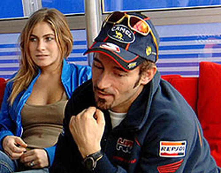 SBK: Max Biaggi firma con la Ducati