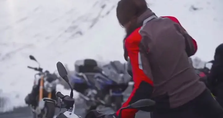 Auguri di buone feste targati Bmw