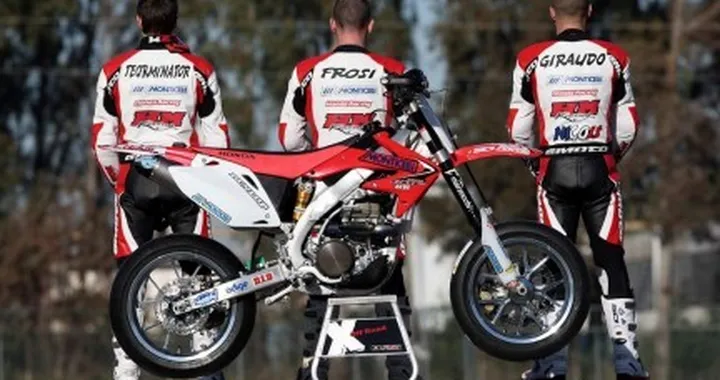 Supermoto: Primi test per il Team HM Honda Racing Monticelli