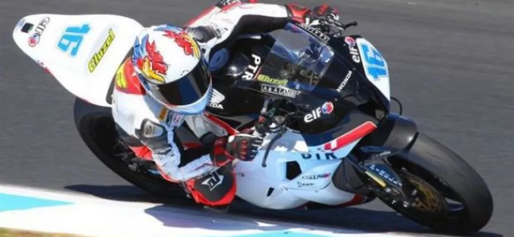 Supersport, Monza: Cluzel vince in volata su Lowes, terzo Sofuoglu