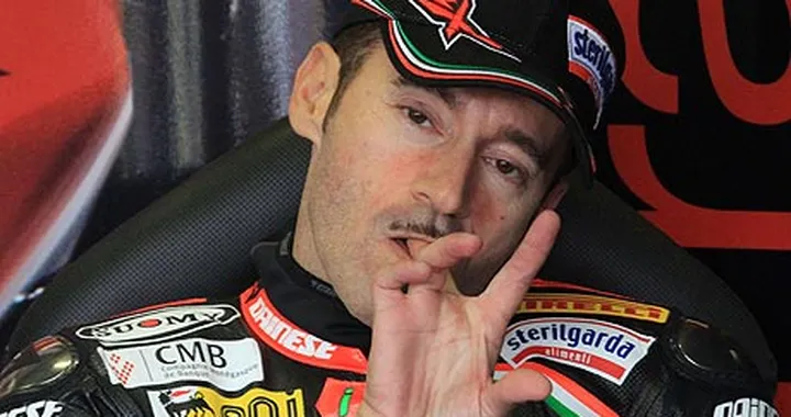 Biaggi nei guai col Fisco, avrebbe evaso 18 milioni. La difesa "vive a Montecarlo dal 1992"