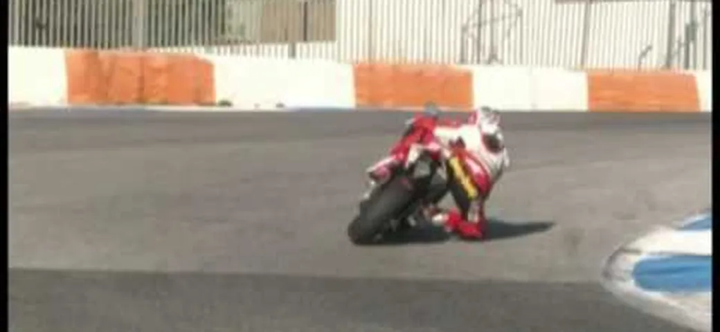 RSV4 R - Estoril.mp4