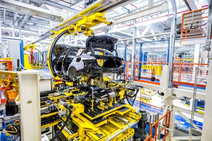 Cassino, un anno difficile con 18mila auto prodotte: il 2026 spaventa