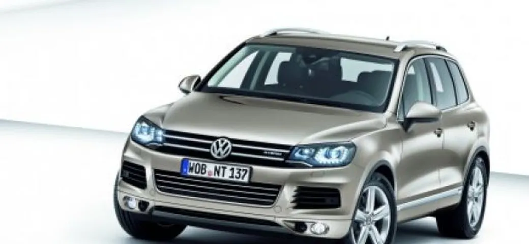 Volkswagen: le prime immagini della nuova Touareg