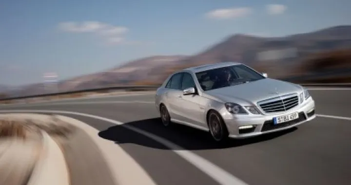 Mercedes: presto il 5.5 V8 biturbo per l'E 63 AMG