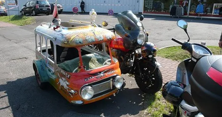 Foto del giorno: Sidecar Moto Guzzi