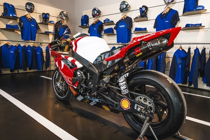 ingrandisci immagine