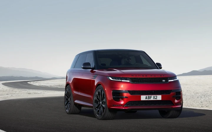 Nuova Range Rover Sport 2022: dimensioni, interni, motori, uscita