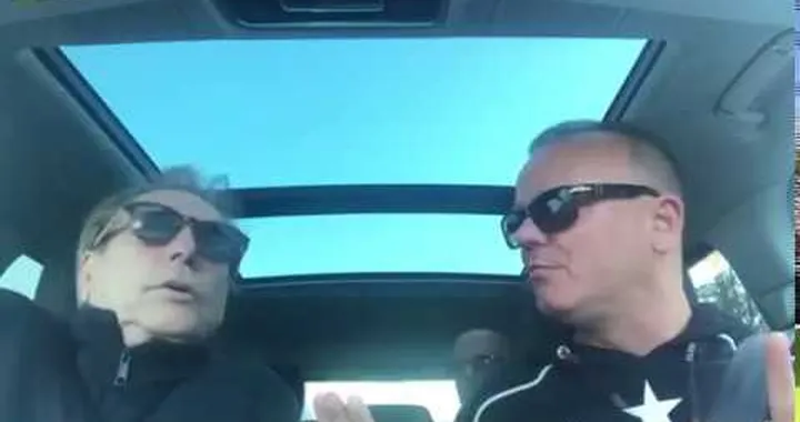 L'auto di Gigi D'Alessio è un concetrato di lusso e stile