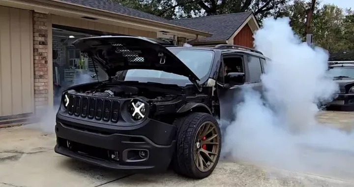 La Jeep Renegade più pazza del mondo: sotto al cofano il V8 Hemi