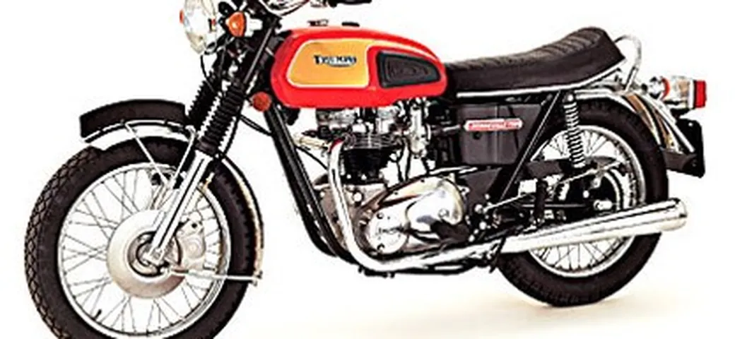 La Triumph T120 Bonneville non passa mai di moda