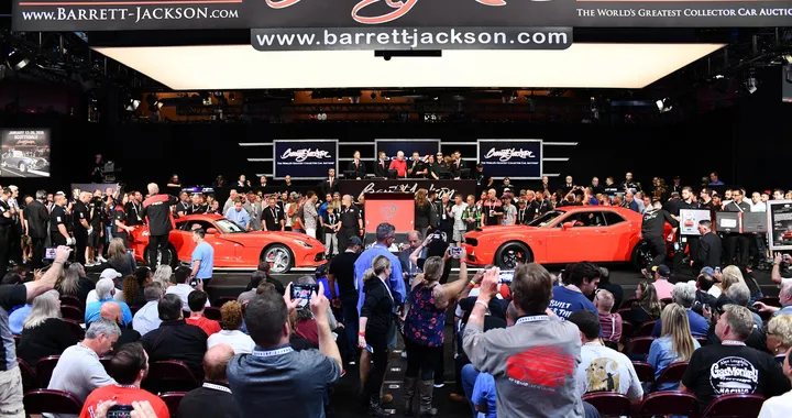 Dodge: le ultime Challenger SRT Demon e Viper battute all’asta