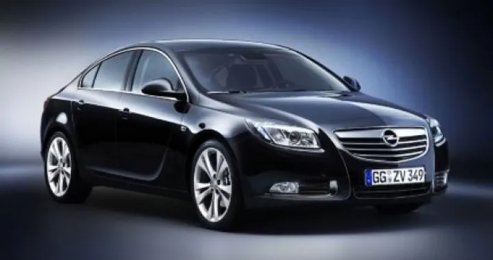 Opel Insignia: da lei nascerà anche una Cadillac?