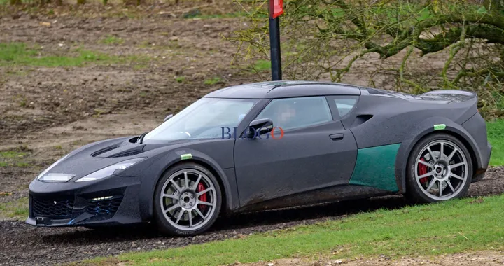Lotus Esprit: foto spia