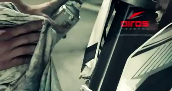 Rok Bagoros si esibisce al Kini Fullgas day 2013