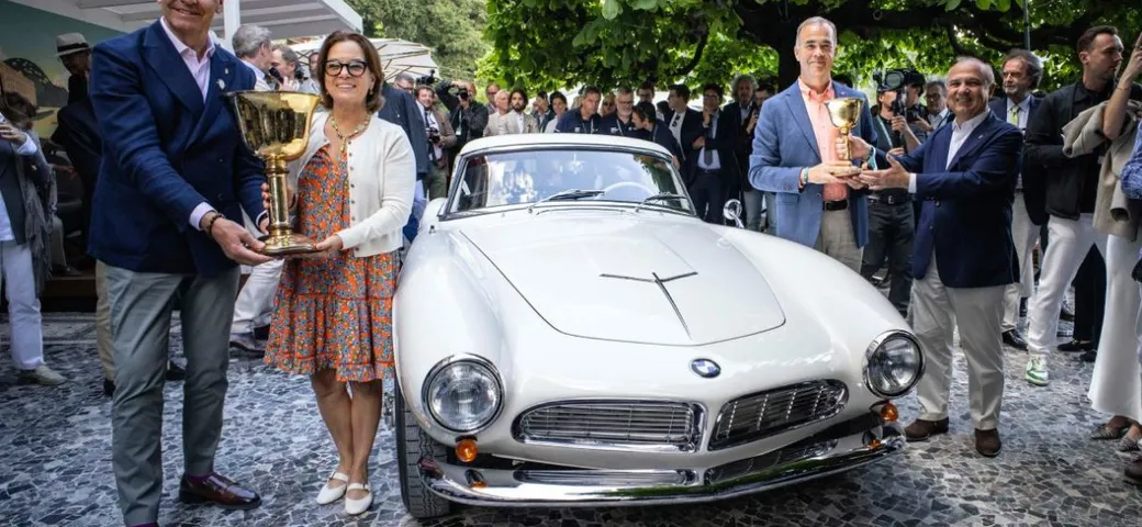 BMW 507 del 1957: un'icona trionfa al Concorso di Villa d’Este