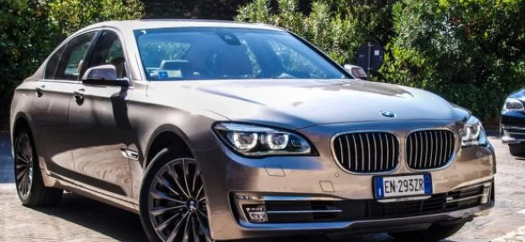 BMW Serie 7 F01: la nostra prova su strada