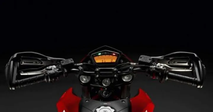 Novità Ducati 2009: vedremo una Hypermotard 1100 rinnovata al salone di Milano