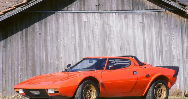 Lancia Stratos stradale in vendita: auto sportiva da collezione