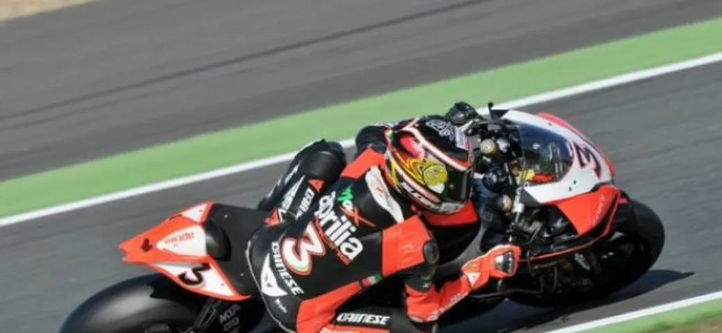 SBK Magny Cours, Gara2: Max Biaggi Campione del Mondo SBK 2012