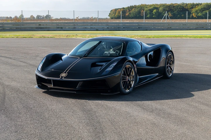 Lotus Evija Fittipaldi: 8 esemplari in onore del campione brasiliano