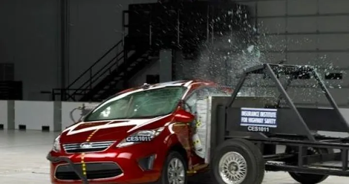Ford Fiesta: negli USA risultati ottimi al crash test IIHS