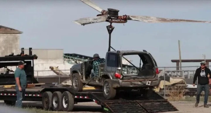 Trasforma un SUV in un elicottero: il volo artigianale funziona