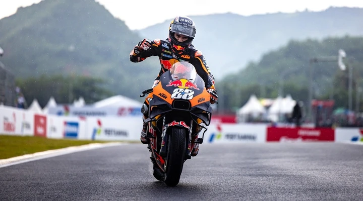 MotoGP: Oliveira trionfa in Indonesia