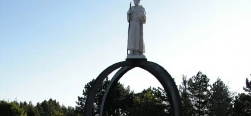 Foto del giorno: San Colombano, protettore dei motociclisti