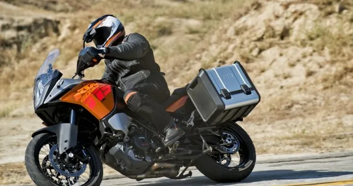 KTM 1190 Adventure e Adventure R MY 2014 con ABS evoluto