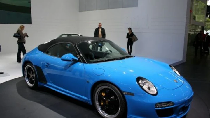 Porsche 911 Speedster con capote chiusa - Salone di Parigi 2010 Live