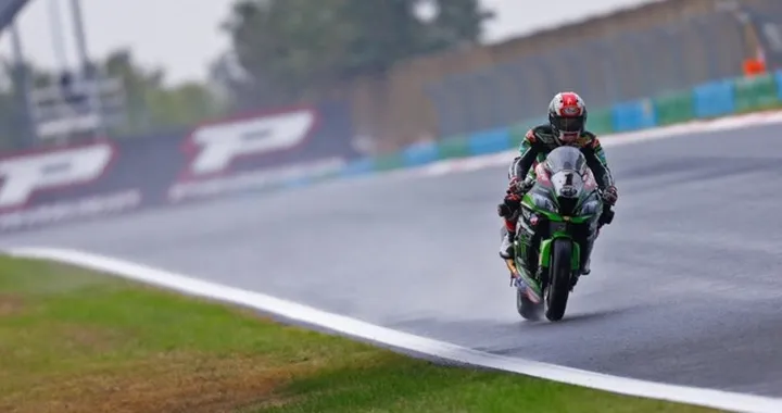 Superbike Magny Cours 2016: Rea in pole, 2° Sykes, 3° Davies