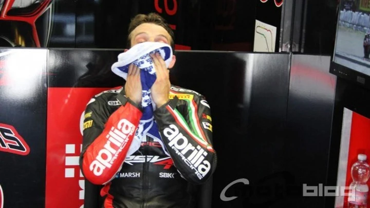 SBK Monza, Laverty quasi perfetto, Guintoli furente: 