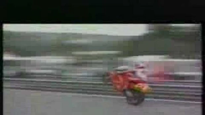 Tributo alla Cagiva vittoriosa di Claudio Castiglioni /video