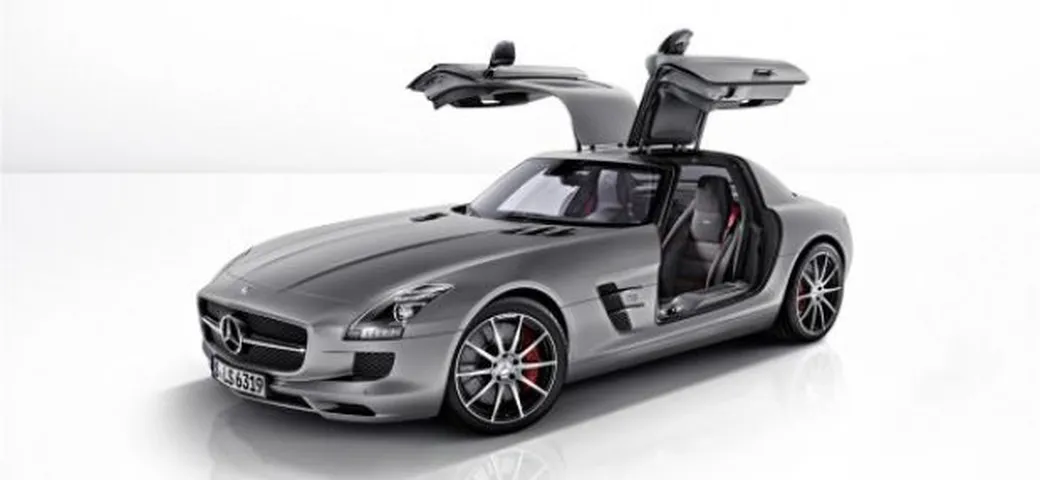 Mercedes SLS AMG GT: foto, dettagli e prezzi della nuova Ali di Gabbiano