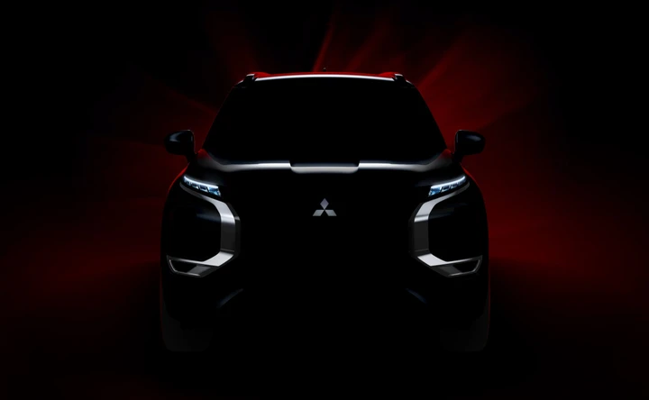 Mitsubishi Outlander PHEV, a breve il debutto europeo