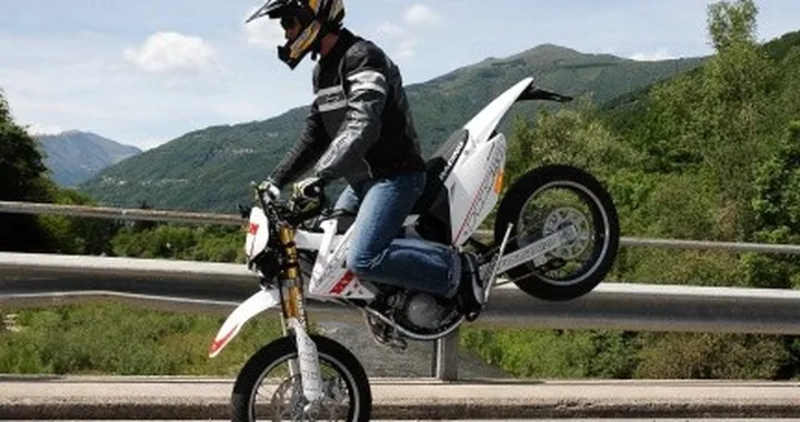 Test HM Derapage 50 RR