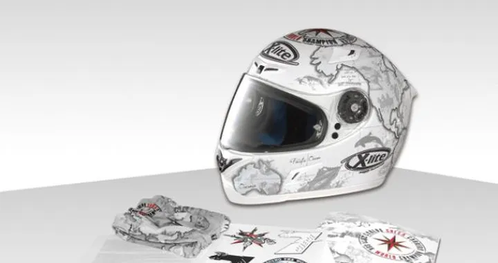 Carlos Checa correrà ad Imola con l'X-Lite X-802 celebrativo del titolo 2011