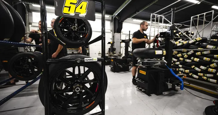 Pirelli: partiti i primi test degli pneumatici per Moto2 e Moto3