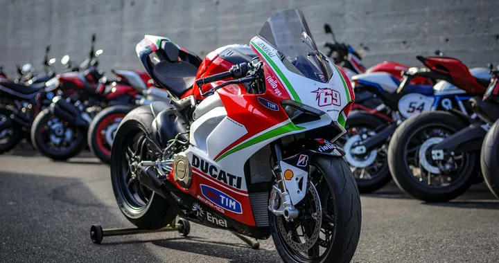 Ducati: all'asta una Panigale V4 S in omaggio a Nicky Hayden