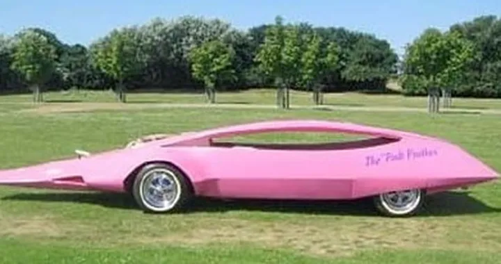 All'asta la macchina della pantera rosa