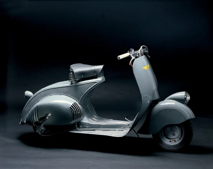 Vespa Piaggio compie 70 anni: storia e iniziative per festeggiarla