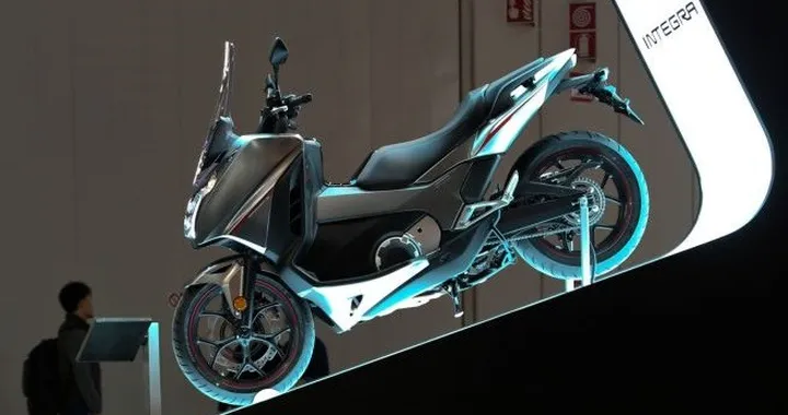 Honda Integra 750 MY 2016