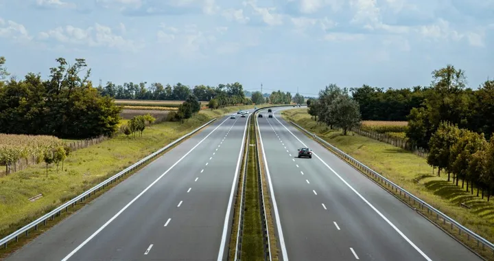 Noleggio auto con pedaggio autostradale incluso: ecco l'offerta di Locauto