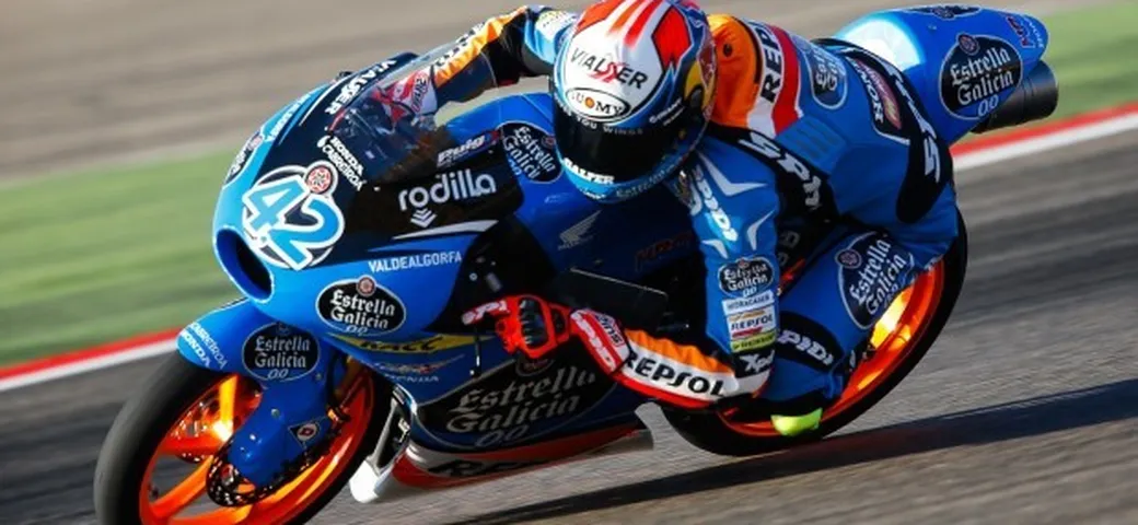 Moto3, Aragon: volano le Honda di Rins e Marquez. 5° Bastianini