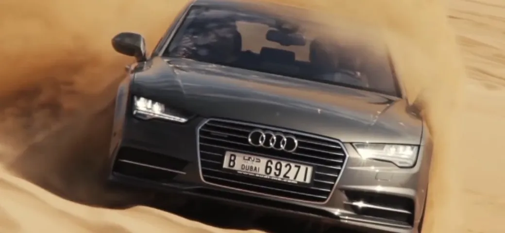 Video: l'Audi A7 sulle dune di Dubai